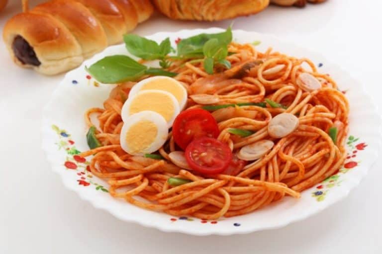 17 Leftover Spaghetti Recipes You'll Gush Over